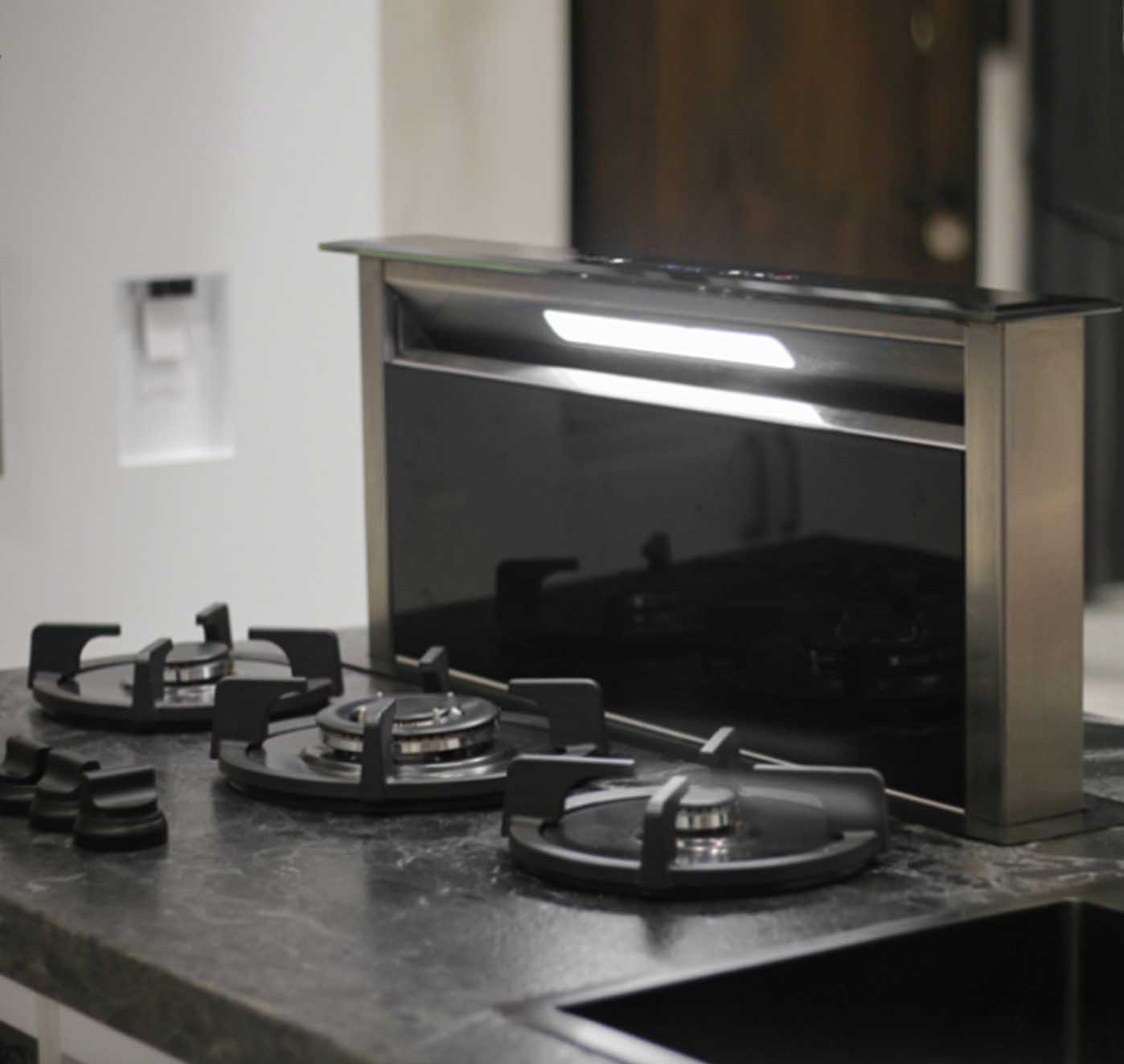 راهنمای کامل انتخاب هود و اجاق گاز متناسب با سبک آشپزخانه